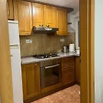 Spacious With 2 Bathrooms, Near And Center Lägenhet Split