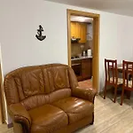 Lägenhet Spacious With 2 Bathrooms, Near And Center *