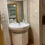 Spacious With 2 Bathrooms, Near And Center Lägenhet Split